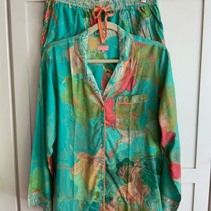 Powder Colorful Floral long sleeve top and boxer short Pajama Set NWOT